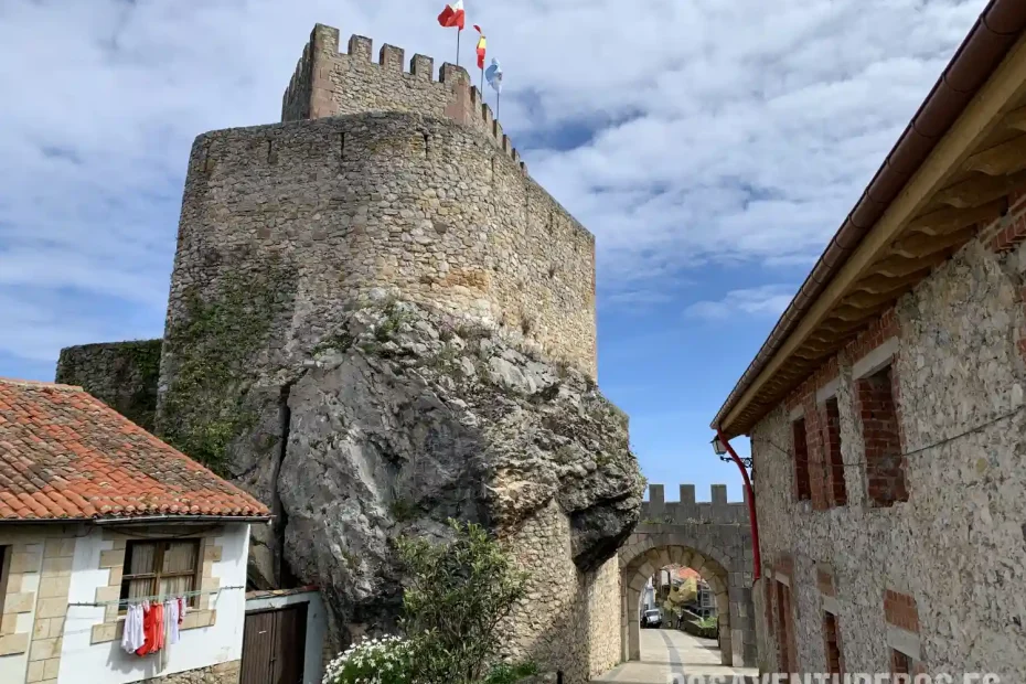 San Vicente de la Barquera castillo